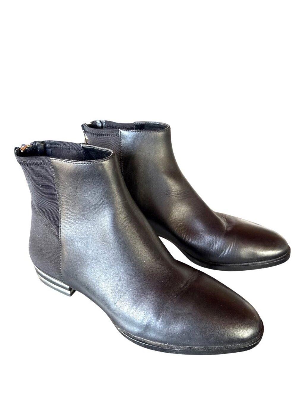 DKNY Black Leather Ankle Boots Size 7 Back Zipper Closure Low Heel Fall Fashion - Picture 4 of 12